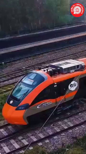 E QyIXFrxt1qWqGn.jpg