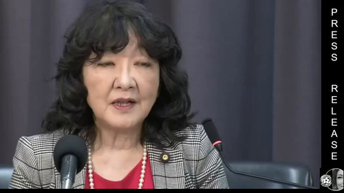 byVFZsEz2c3i UXF.jpg