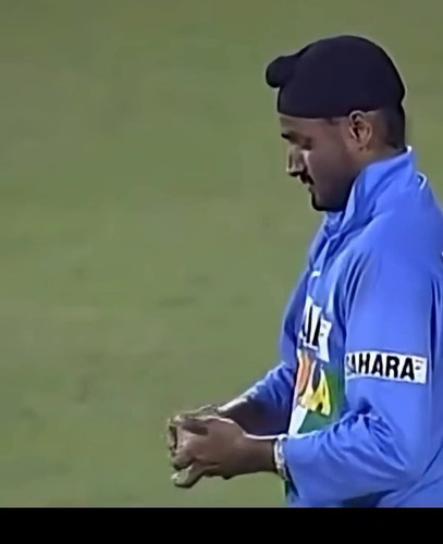 d5Id6PpAKcBoajL .jpg