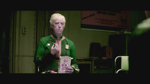 Fallout.S02E01.2024.2160p.AMZN.WEB DL.DDP5.1.Atmos.DV.H.265 HHWEB.mkv 20260214 135627.392.png