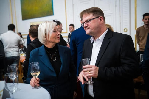 631629958 1526629492164955 4955329618002561634 n.jpg?stp=dst jpg s590x590 tt6& nc cat=100&ccb=1 7& n.jpg