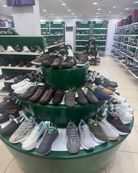 634186172 948946994330072 8753793402208033657 n.jpg?stp=dst jpg s590x590 tt6& nc cat=108&ccb=1 7& nc.jpg