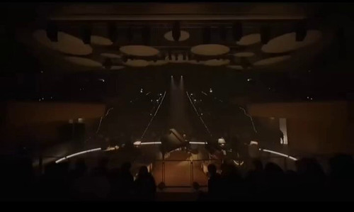 r2NFDUXmWRtB zWX.jpg