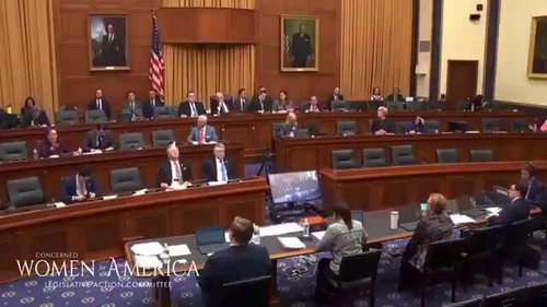 JCCQUfs ofj1b7 i.jpg