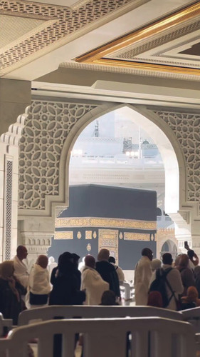 X AuYEX64i5jJCkK.jpg