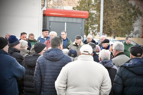 632222073 1471686574319612 2252089297939599453 n.jpg?stp=cp6 dst jpg s590x590 tt6& nc cat=105&ccb=1 .jpg