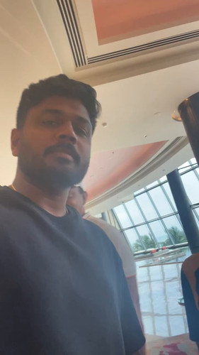 XNdmX6qc3lvN02Oc.jpg