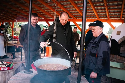 632819898 1231185579000060 5729219785053271920 n.jpg?stp=dst jpg s590x590 tt6& nc cat=105&ccb=1 7& n.jpg