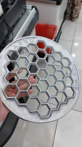 f243d7b8f9d2.jpg