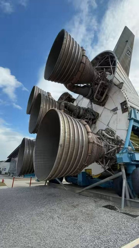 RuzGgix9lmoGL E2.jpg