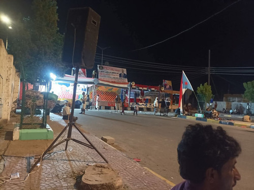 HBEjEEIaoAAdBCR.jpg