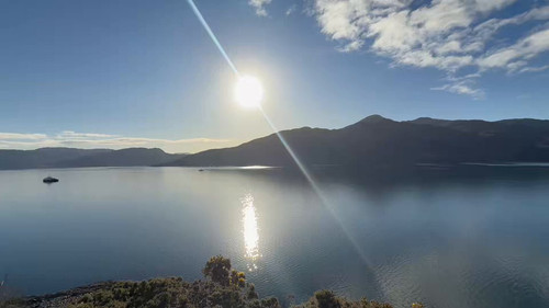 BAj2yRifNUzA 4UU.jpg