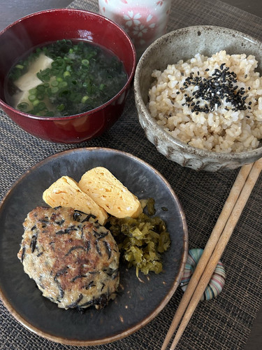 HBEnV ObgAAfd7F?format=jpg.jpg