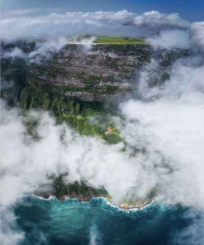 HA9V1rlbsAsq Ht?format=jpg.jpg