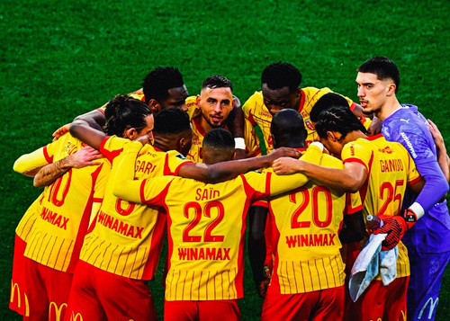 HA ZX5HbsAEMKf3?format=jpg.jpg