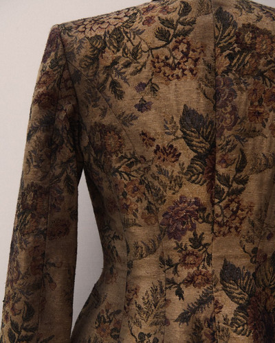 HA t61lakAAElDE?format=jpg.jpg