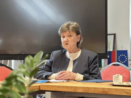 633034312 1512091247585595 7373570007912842459 n.jpg?stp=cp6 dst jpg s590x590 tt6& nc cat=106&ccb=1 .jpg