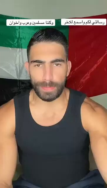 x47ao7cGz2IacXrK.jpg