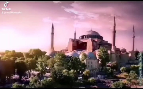 BQ37iR2ofAqWR 8j.jpg