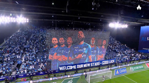 BqeQ1UzKqNn9XH C.jpg