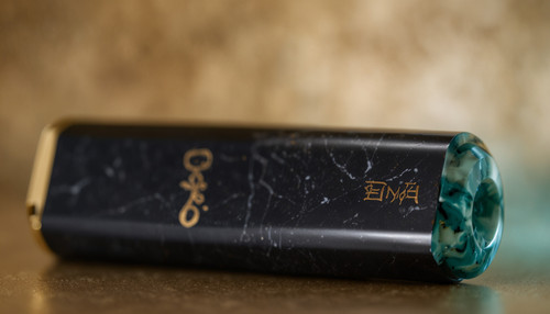 Leonardo Lightning XL Product photography exact same Memoria U 0.jpg