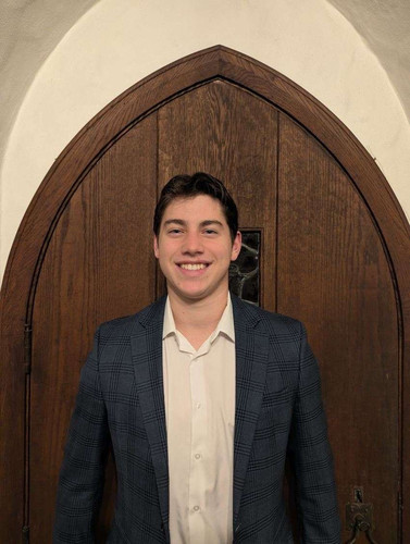 James1.jpg