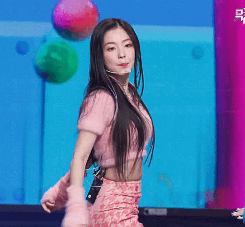 IrenePinkBeautieSpins.gif