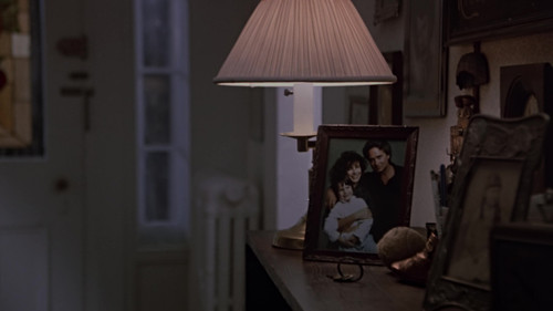 致命诱惑.Fatal.Attraction.1987.UHD.BluRay.2160p.HDR.x265.10bit.TrueHD.5.1 UBits ENG 015549.jpg