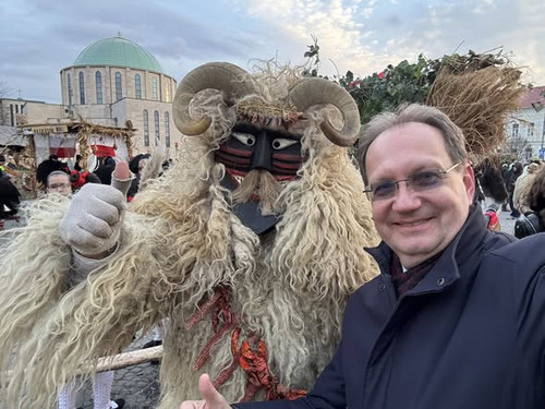 636664637 1482810863198873 489215029960308015 n.jpg?stp=cp6 dst jpg s590x590 tt6& nc cat=110&ccb=1 7.jpg