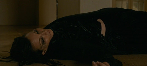 Breed of Greed Gina Gershon faint, Chelsea Gilligan hko 2.jpg