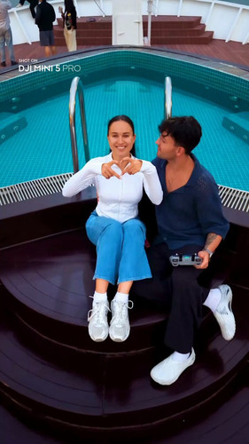 yhsSBajd i4d7Nok.jpg