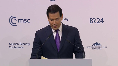 fm FFq8MUXgN5Q18.jpg