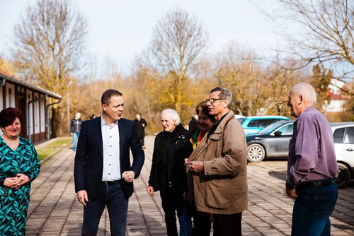 634695128 1498029708357911 7479343192425656378 n.jpg?stp=dst jpg s590x590 tt6& nc cat=108&ccb=1 7& n.jpg