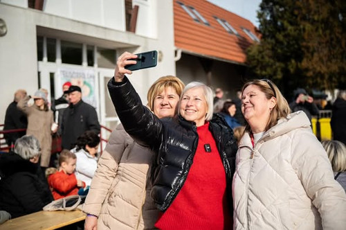 635167105 1527497562078148 6314488747231352159 n.jpg?stp=dst jpg s590x590 tt6& nc cat=101&ccb=1 7& n.jpg