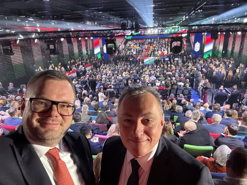 634876579 1482008947268762 8031680074532916586 n.jpg?stp=cp6 dst jpg s590x590 tt6& nc cat=109&ccb=1 .jpg