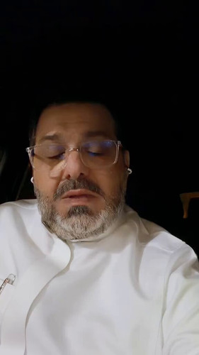 lAzFDy1irGu Uu9A.jpg