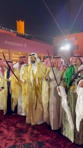 zMNpj mkglziBpZ9.jpg