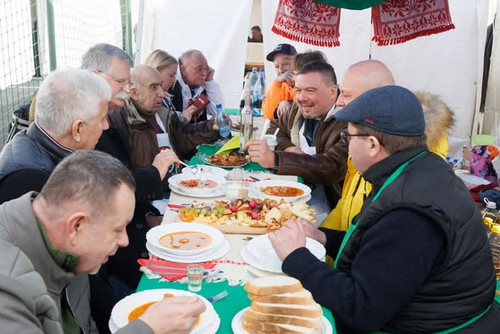 634822265 1313625970815328 4205293837452659155 n.jpg?stp=dst jpg s590x590 tt6& nc cat=111&ccb=1 7& n.jpg