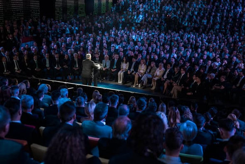 634855240 1403616418475043 5795959582717061228 n.jpg?stp=dst jpg s590x590 tt6& nc cat=107&ccb=1 7& n.jpg