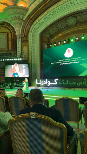 xZA6xBEdyR8t4a6 .jpg