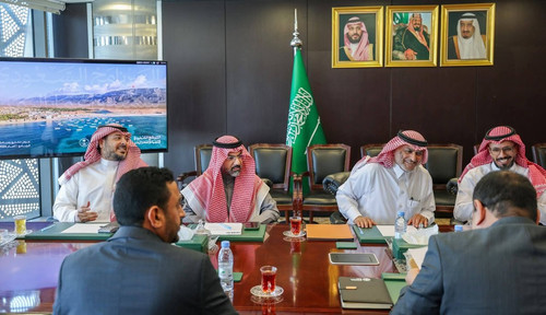HBMmbkpboAAR9ZH.jpg