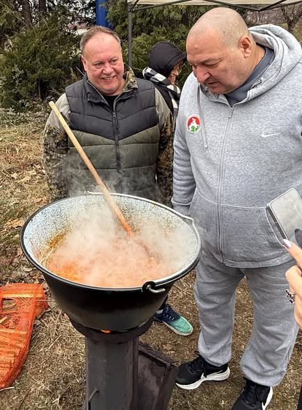 637701563 1459204562230472 2049818278184352897 n.jpg?stp=dst jpg s590x590 tt6& nc cat=111&ccb=1 7& n.jpg