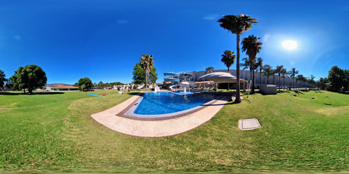 ALBERCA PANO.jpg