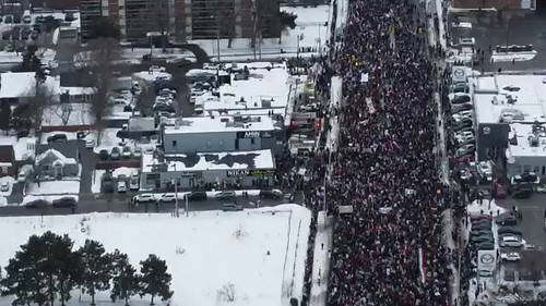 mHulEKOPn FzL XT.jpg