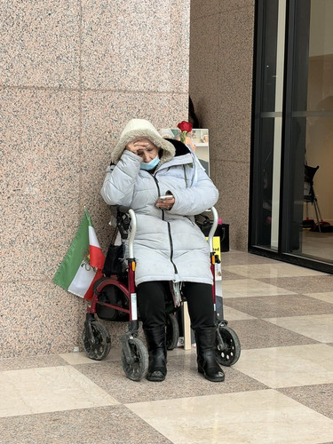 HBJ1nEQa8AAjbd7.jpg