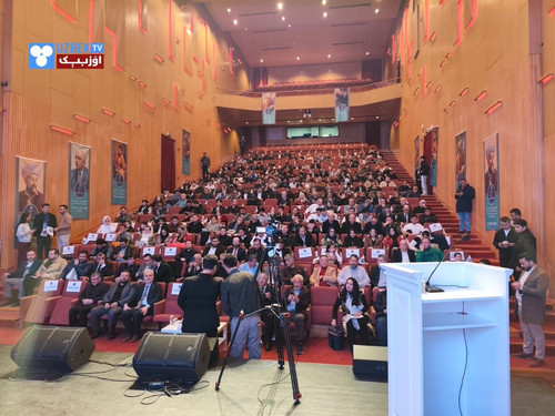 HBN 15daoAA9Vlr?format=jpg.jpg