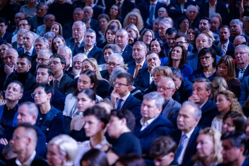 628895413 1450102600240706 7803305092093283651 n.jpg?stp=dst jpg s590x590 tt6& nc cat=101&ccb=1 7& n.jpg