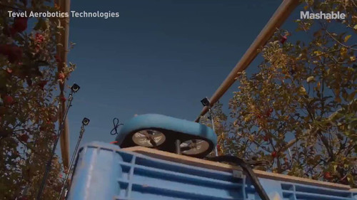 2 gDibW x4w4AI1Q.jpg