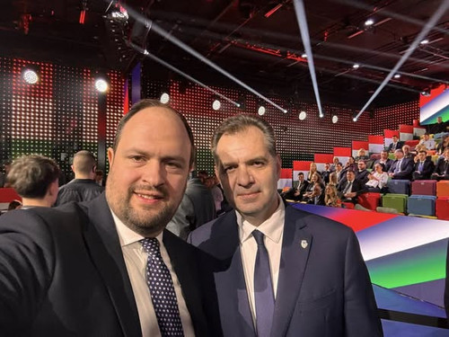 632984320 1429973958521517 6167544046076947431 n.jpg?stp=cp6 dst jpg s590x590 tt6& nc cat=105&ccb=1 .jpg