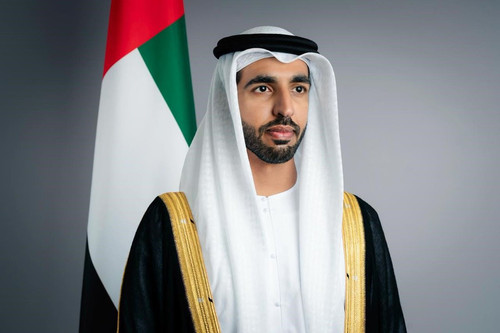 HBMChyqawAEq9D5.jpg